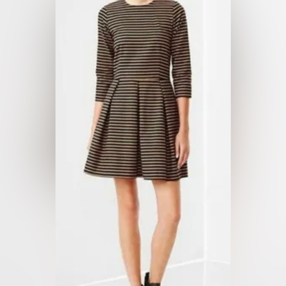 Gap striped 3/4 sleeve fit & flare dress